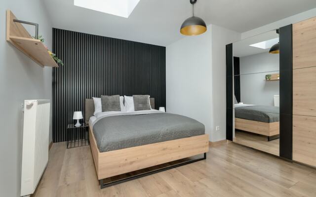 Loft Antresola&balkon Poznań by Renters