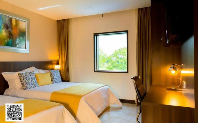 Hotel Real Elim International