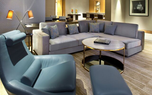 Sheraton Grand Bangalore Hotel at Brigade Gateway