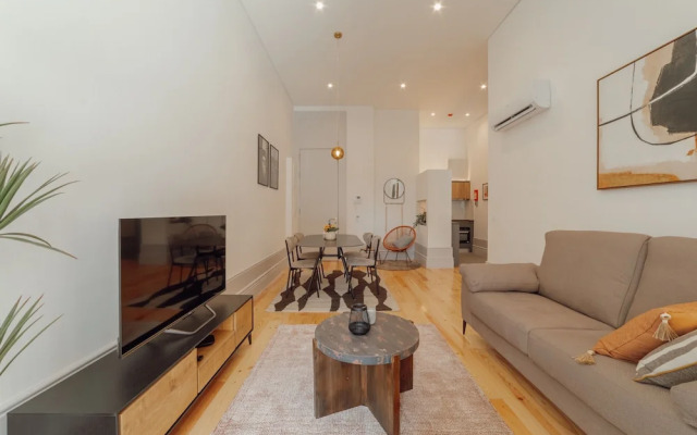 Heart OF Porto Apartment B Terrace by Vacationy