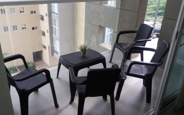 Zazue 504T2 vista al mar