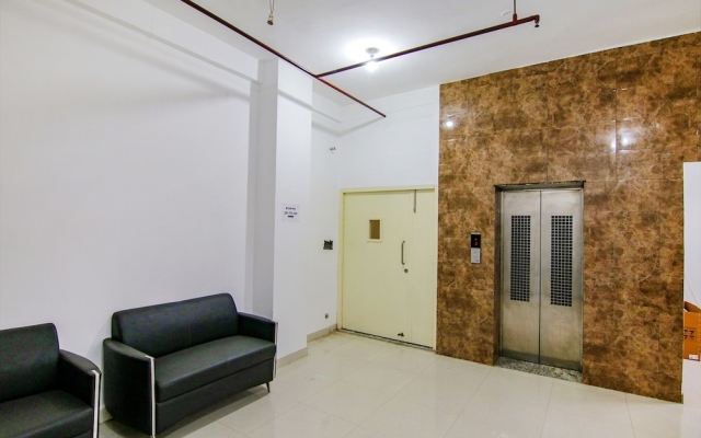 Fabhotel Grand City