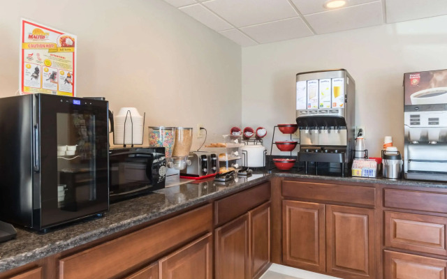 Econo Lodge Harrisburg - Southwest of Hershey Area