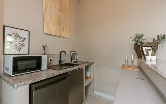 Cozy Apartment in Antwerps Shopping District