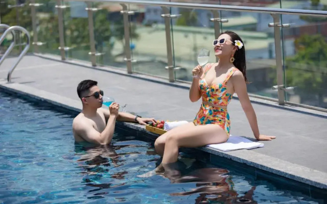 BCONS PS Hotel