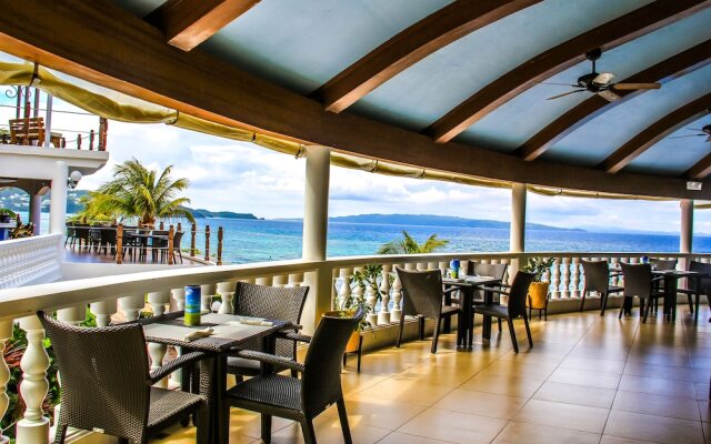 Breakfast At Monaco