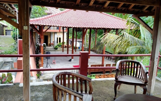 Binakarya Homestay Syariah