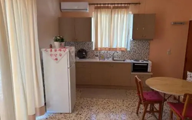 Mastiha Emporios Apartments