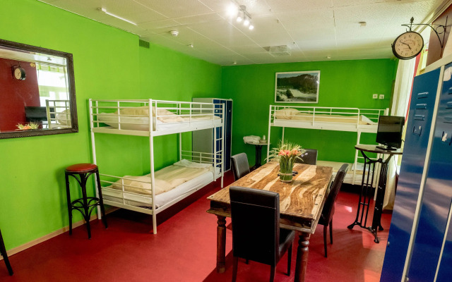 Hotel Zak - Hostel