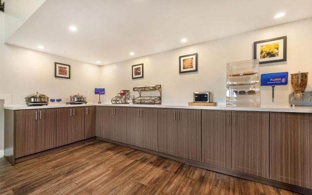 Best Western Smiths Falls Hotel