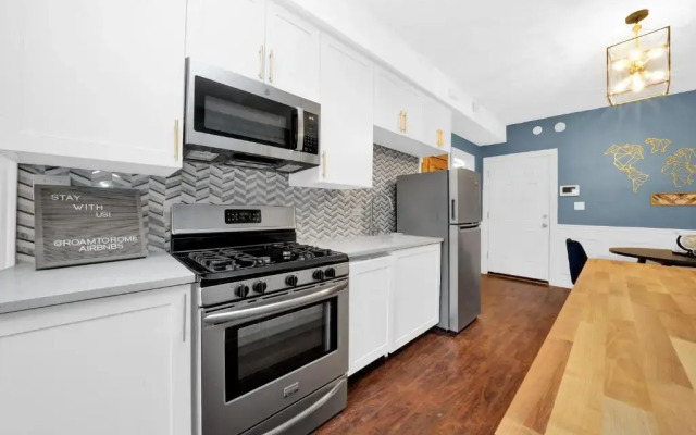 Modern 2 Bedroom in Avondale