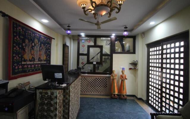 Little Ganesha Inn