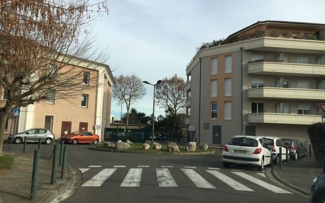 Sleep in Toulouse - Quartier de Purpan