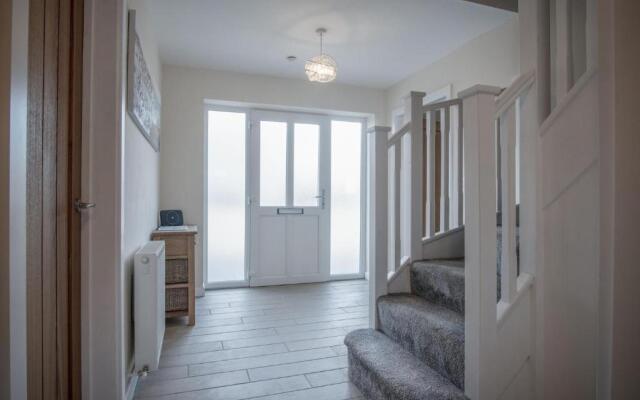South Carvan View - 4 Bedroom Holiday Home - Tavernspite