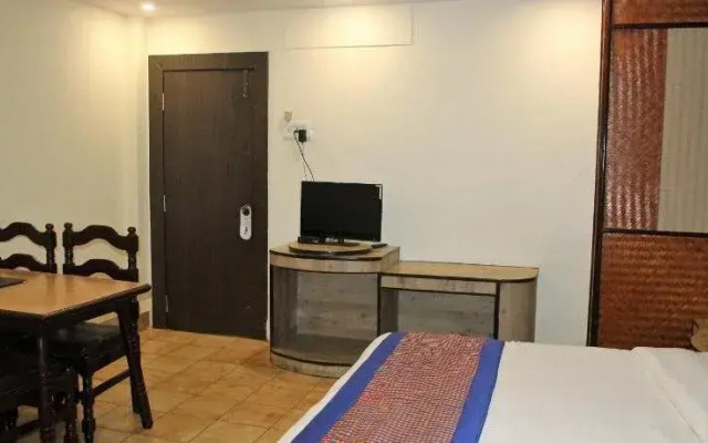 Hotel Roopali