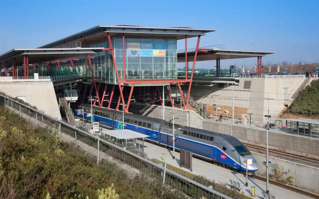 ibis Styles Romans Valence Gare Tgv