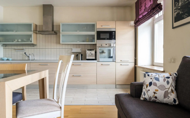 Апартаменты на набережной реки Карповки 10