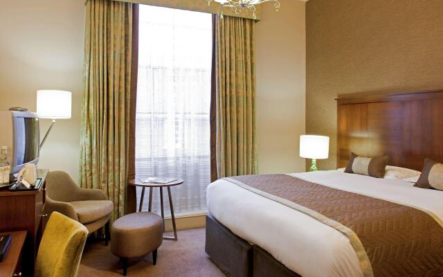 Mercure White Hart Hotel Salisbury and Apartments