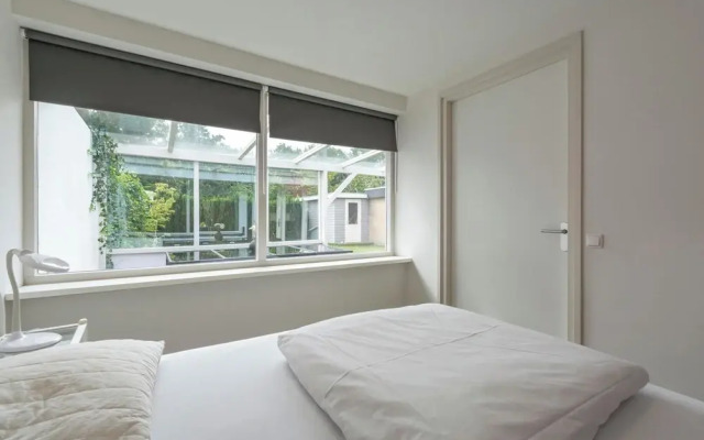 Bungalow in Sint Maartenszee Near Beach