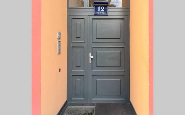 Studio-Apartment between Schoenbrunn & the City Center (26)