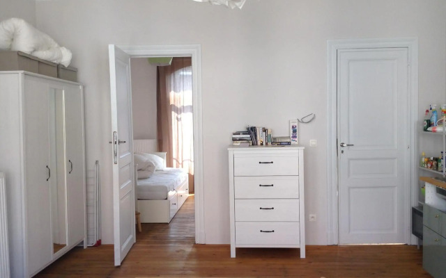 Art Nouveau Floral (1904)