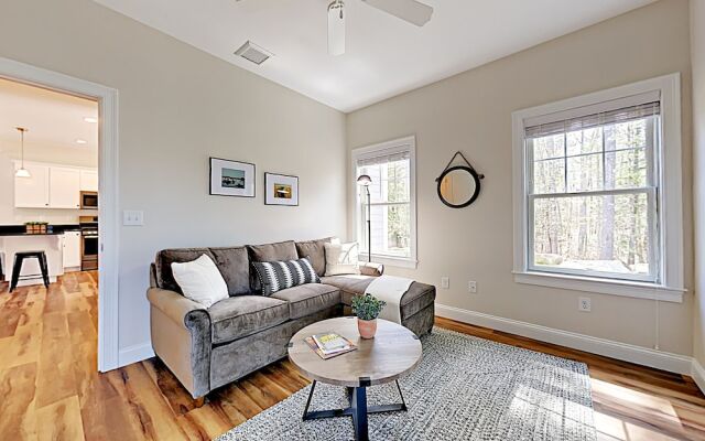 24 Arundel - 2 Br Home