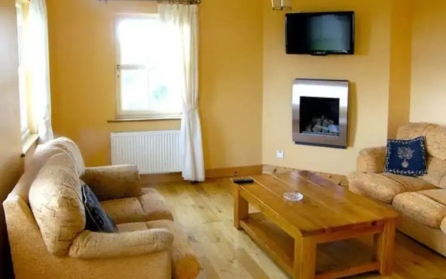Scenic Estuary Way 3-bed Home in Labasheeda