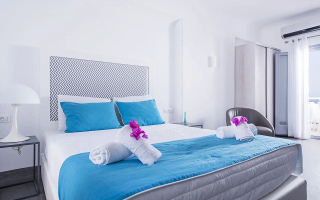 Blue Waves Hotel