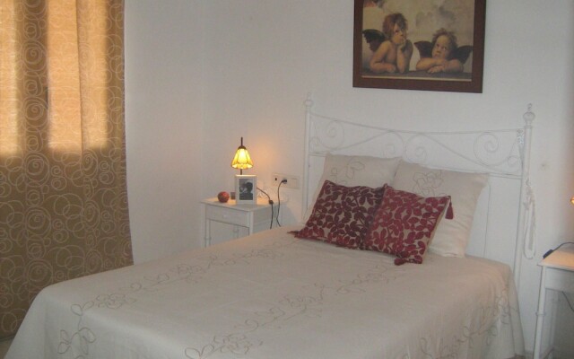 Gorgeous Sea View Penthouse in Carvajal, 3 Mins Walk To the Beach, Wifi