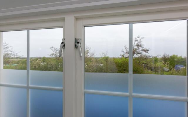 Very attractive holiday home near the beach of Westkapelle