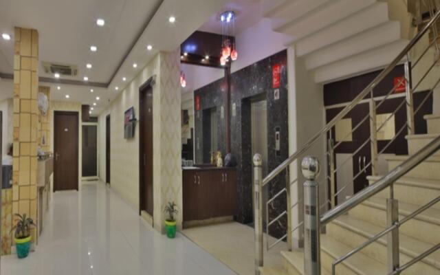 Hotel KNK International