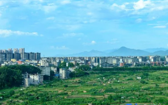 MEHOOD LESTIE(Guilin North Railway Station Wanda Hotel)