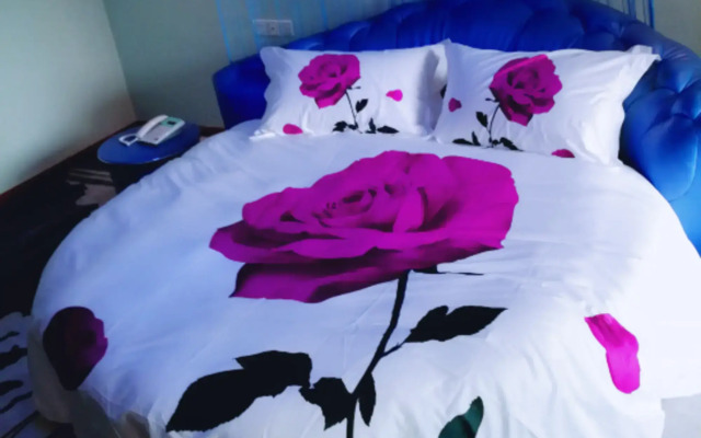 Yuting Hotel (Hefei Central Huancheng Fanhua Avenue subway station)