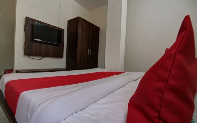 Kruthika Comforts By OYO Rooms