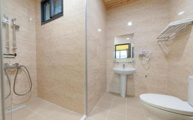 EZE Homestay