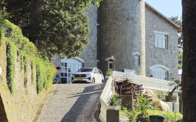 The Magnolia Lodge