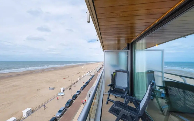 Charming Studio With sea View in Middelkerke