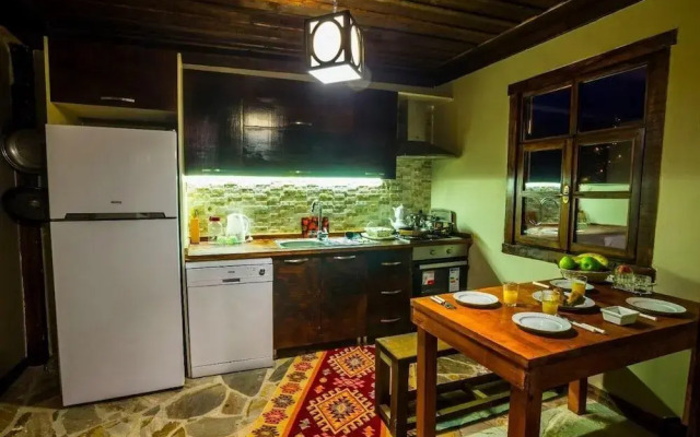 Hadji Amina Villa with Car Rental