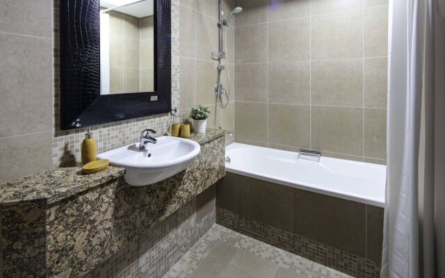 Comfy and Lovely 1BR in Difc!