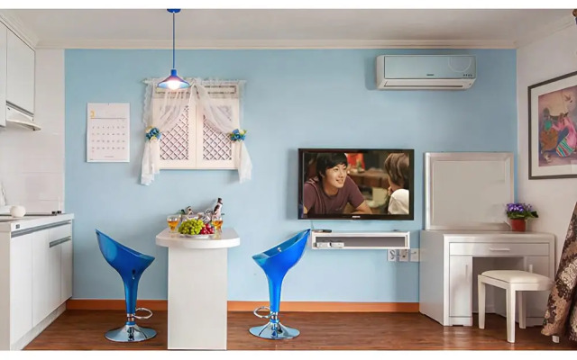 Yangyang Seaglow Rainbow Pension