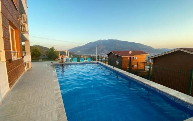 Splendid Apartment With Shared Pool in Fethiye