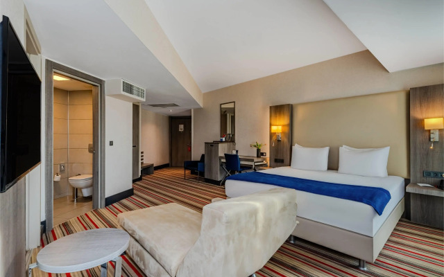 Ramada Plaza by Wyndham Izmir