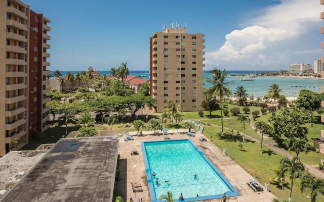 Turtle Towers Apartments