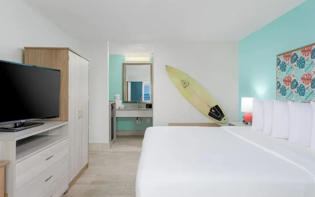 Travelodge Pensacola Beach