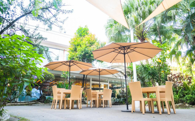 Apo View Hotel