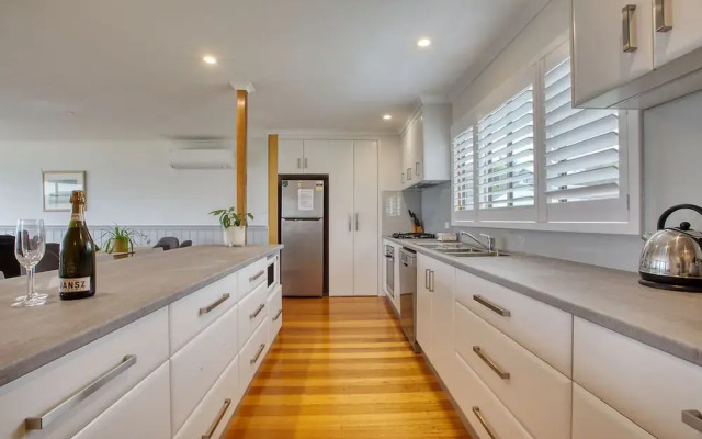 Lazy Wave Beach House