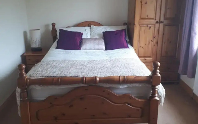 NO 9 The Willows, Ballinamore, Entire home