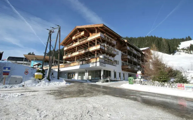 Elegant Chalet With Sauna in Salzburg