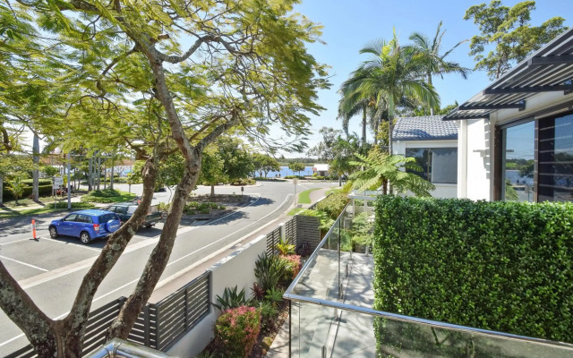 Noosa Place Resort