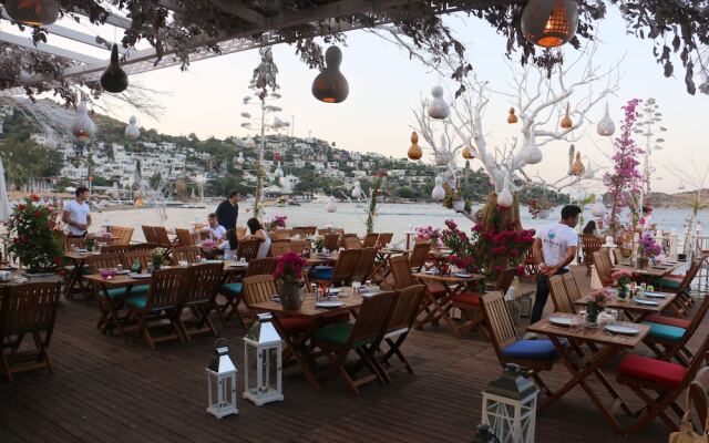 No 111 Boutique Hotel